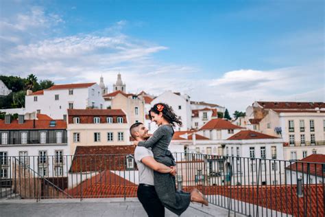 The Art of Love: Dating in Portugal